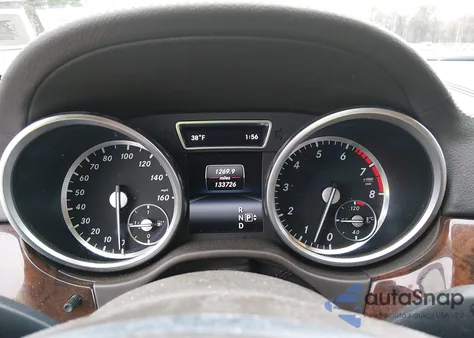 2015 Mercedes-Benz Gl 550 4Matic z USA, uszkodzony, nr VIN 4JGDF7DE6FA445632